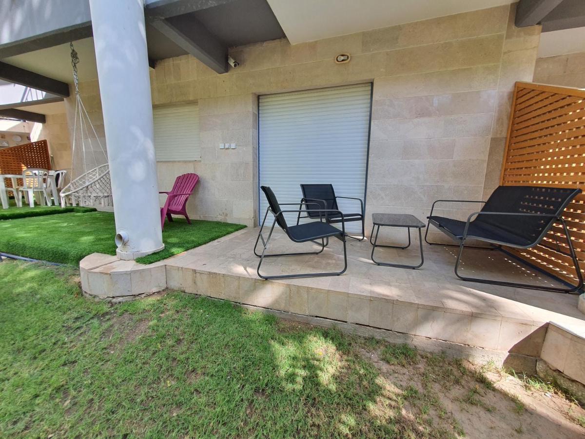 Barak Royal Suites 52 Garden - חמש דקות מהים ומהטיילת 埃拉特 外观 照片