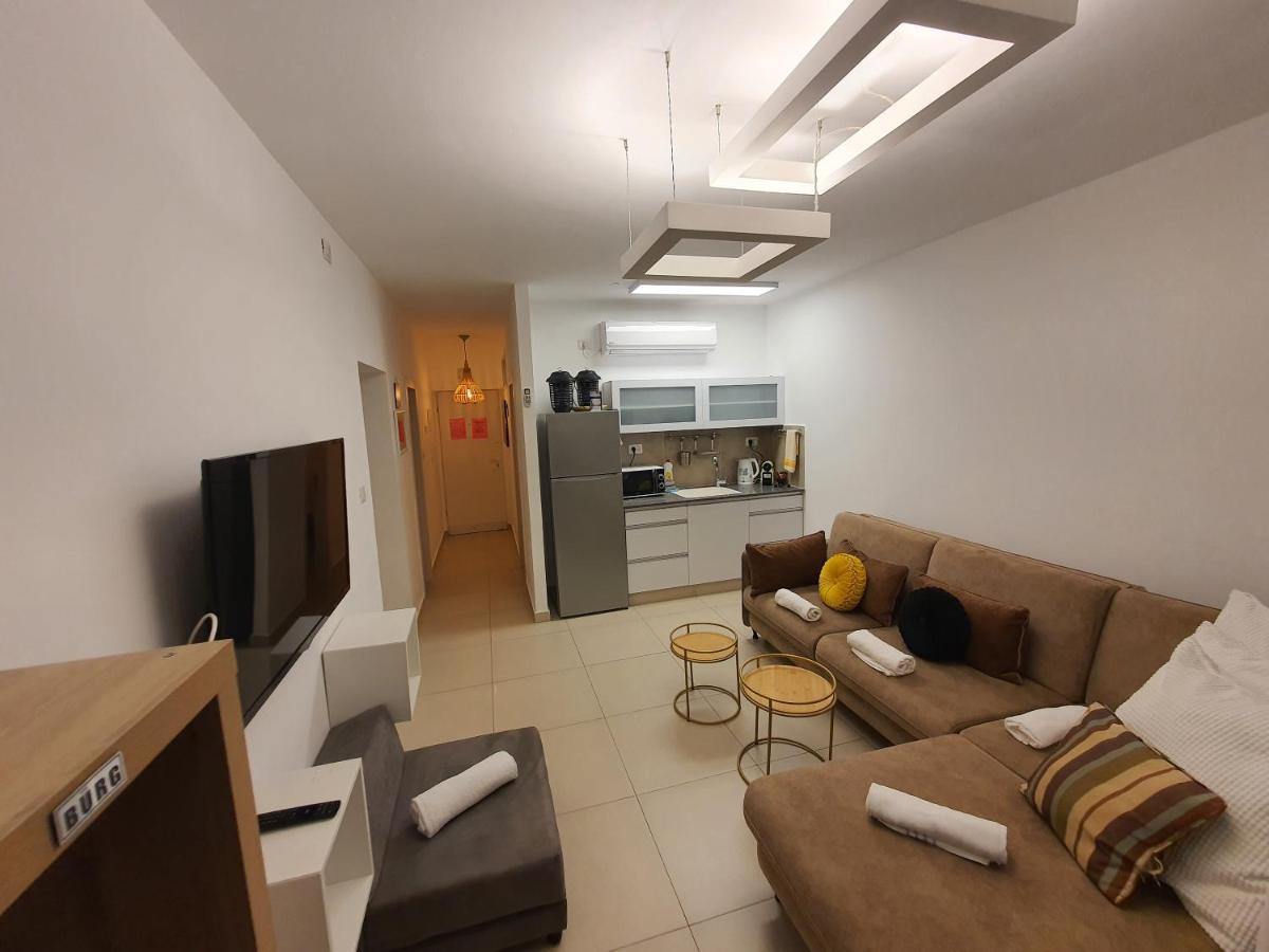 Barak Royal Suites 52 Garden - חמש דקות מהים ומהטיילת 埃拉特 外观 照片